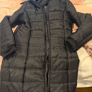 Black Mid-length Puffer Coat New Marked XL, runs small
